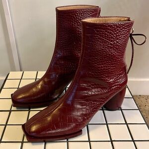Reike Nen Croc Effect Leather Square Bow Detail Boots, sz EU 40 / US 10